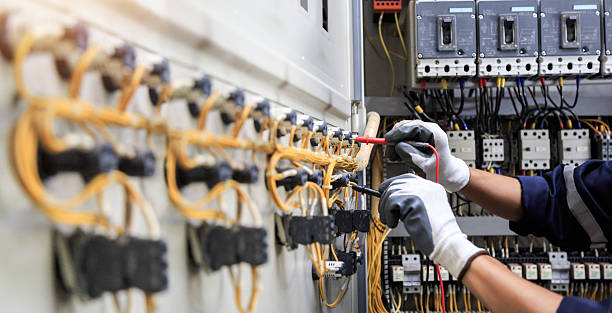Professional Electrician technician working in Augusta, KY